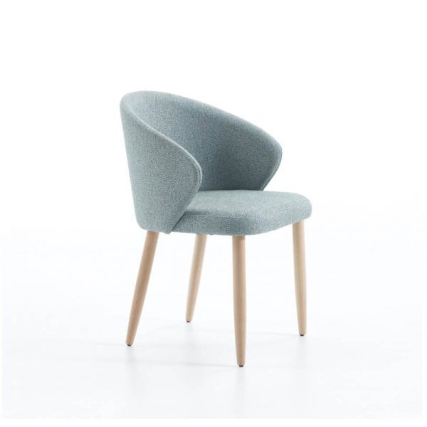 Silla tapizada STELLA moderna con patas en madera