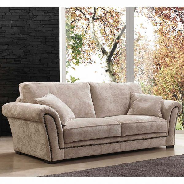 Sofa clasico TOSCANA con tachuelas frontales