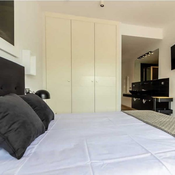 Dormitorio matrimonio moderno muebles a medida