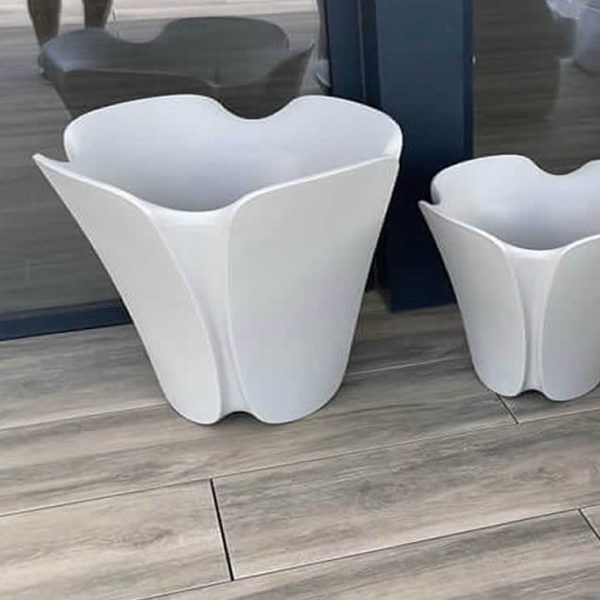 macetero moderno mueble exterior o jardin vanguardista