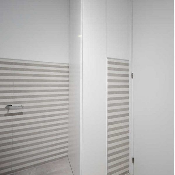 mueble a medida lavadero en laca blanco
