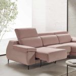 detalle ambiente sofa chaiselongue moderno deslizante abatible desenfundable patas metalicas